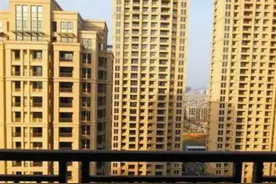 阳台对一物，破财不说，而且易有血光之灾图片