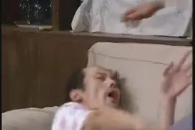 葛优躺沙发表情包原视频！葛大爷浑身是戏啊有木有！视频封面