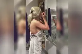 这样也能有女朋友而且还挺漂亮，这女的是不是瞎视频封面