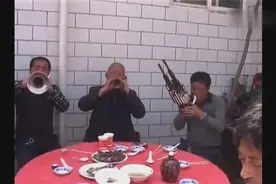乡宁民间艺术吹唢呐图片