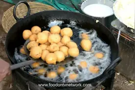 实拍印度街头小吃，琳琅满目什么都有，真是长见识了图片