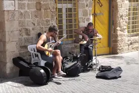 把蒙古包搬到中东沙漠地区，会不会分分钟自燃