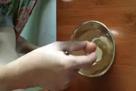 吃鸡蛋竟遇到“蛋中蛋” 网友称真稀奇视频封面