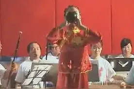十二岁小姑娘吕笑妍唢呐独奏《十八板》图片