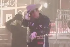 BigBangTop低音炮摇滚现场，舞神实力满分！图片