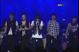 实拍BigBang崔胜炫演唱会忘词，连谎言都出错，大成也笑图片