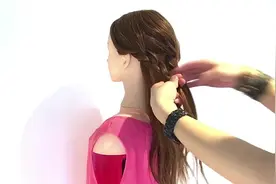 过肩短发还可以这样扎，简单好看，看一遍就能学会！