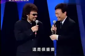 张菲费玉清“两兄弟又在争了” 张菲戴墨镜主要因为不想被认出来