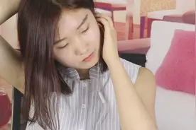平时耳机总是滑落？1个很简单的小窍门轻松解决，快来试试吧视频封面