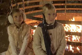 美国青少年唱诗班翻唱《where are you chritmas》