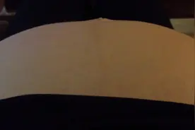 34周胎儿在妈妈肚子里疯狂的踢宫，太顽皮！视频封面