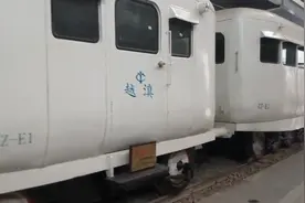 100年前滇越铁路上的动车，国宝级的宝贝，外形还长得萌萌哒！视频封面