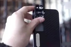 手机壳有六个镜头，只需前后滑动镜头，即可拍摄广角、微距等效果