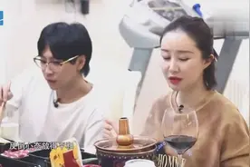 舒畅自曝小时候努力想把自己打扮成熟，结果被人说很老气！视频封面