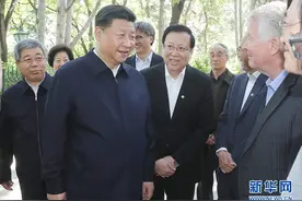 习近平在北京大学考察时强调 抓住培养社会主义建设者和接班人根本任务 努力建设中国特色世界一流大学图片