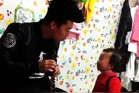 四岁小女孩 逃学的理由竟然是这样  芭比瞬间石化啦图片