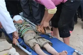 孩子被困地下管道 警民“掘地三尺”惊险救援图片