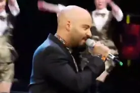 红遍全球的神曲C哩C哩，原唱居然是这位大叔，唱得太洗脑了视频封面