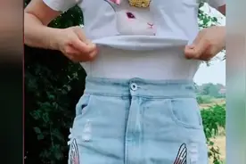 你的衣服还在傻傻的往裤子塞吗？教你个小妙招，分分钟让你变时尚