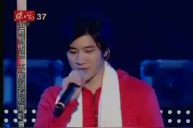 王力宏尴尬至极的现场表演，一开口就唱错台下歌迷都蒙了视频封面