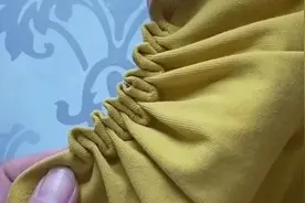 百褶绣针法，衣服袖口领口下摆松垮缝几针一拉线变新款视频封面