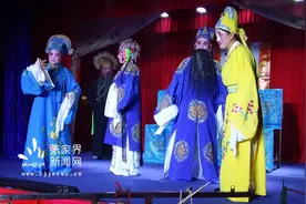 张家界百花阳戏剧团开演图片
