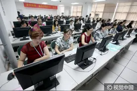 揭秘重庆2016高考阅卷场，1500余台计算机上阵图片