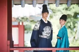 影讯|朴宝剑&金裕贞《云画的月光》剧照首次公开！图片