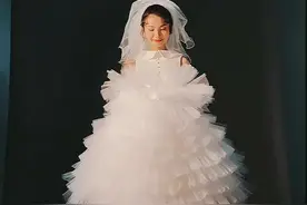 拍照笑不出来是这样子的视频封面