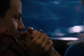 什么是爱情这就是爱情，可以超越一切，可以覆盖所有