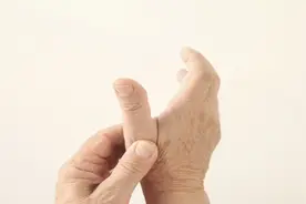 8种帮助男人健身的手指操图片