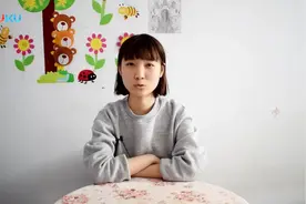 教你如何去除尴尬的草莓印，一个简单的小妙招，1分钟消除视频封面