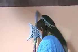 薛仁贵终于找到顺手的兵器，樊哙的方天画戟，牛气