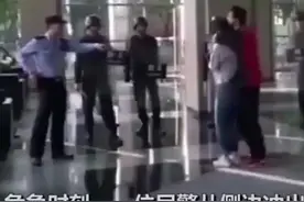 危机时刻 这个过肩摔太漂亮了！铜都铁警视频封面