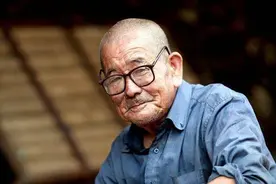 八旬老人补锅60年 担忧手艺会消亡图片