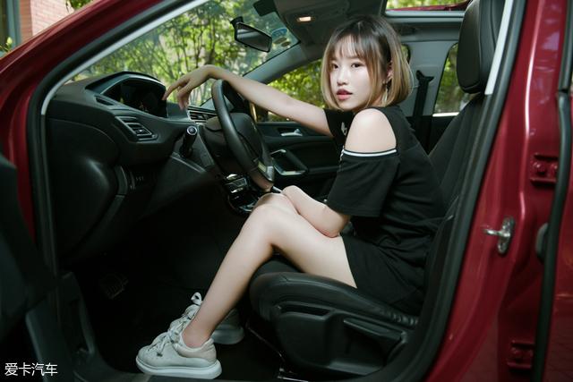邂逅电台DJ主播X跨界之旅东风标致308
