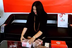 微商足贴哪个牌子好,蘭鑫足道占据微商足贴排行榜之首!图片