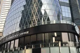 天气心情刚刚好，来这里，喝一杯20万咖啡机煮的拿铁图片