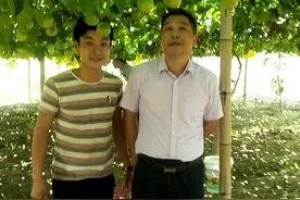 “九零”后小伙龙塘镇种黄金百香果得到谢书记及政府部门的肯定视频封面