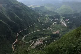 “历史的弯道 二十四道拐”迎来激情赛车季图片