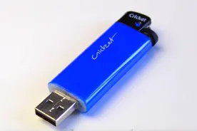 打火机的隐藏妙用，切出一道小口就能变成你存储资料的好帮手图片