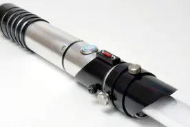 “星战迷”的福音：全新高配置光剑能否俘获芳心图片