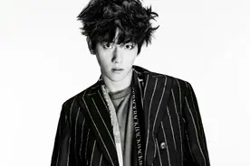 太撩人！快看WuliEXO边伯贤酷帅照片大集锦！图片