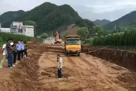栾川一工地挖出古墓群，专家推测或有近千年历史图片