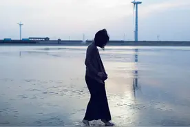 明明很痛苦，你为何不愿挣脱图片