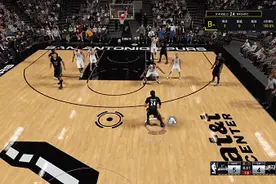 《NBA 2K16》跳步上篮动态图教程图片