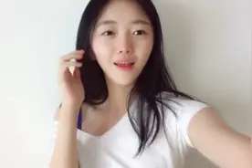 抖音上超火的英文歌曲《Run Free》超好听，小编很喜欢