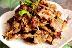 在家轻松烤羊肉串，不要烤箱不要烤架，又香又嫩又简单快速！图片