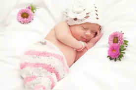 二月龄的二宝，正在茁壮成长图片