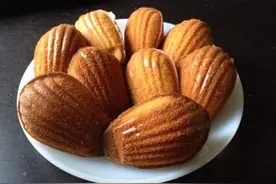 轻松制作美味玛德琳蛋糕 只需一台格兰仕烤箱图片